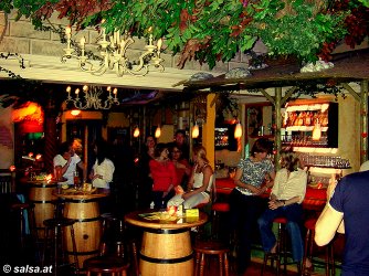 Kufstein: Salsa im Bolero - anklicken zum Vergr&ouml;�ern - click to enlarge