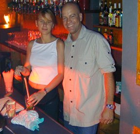 Salsateca Zizas, Linz; click to enlarge - anklicken zum Vergr��ern, mit ALT+F4 wieder schliessen