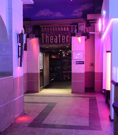 Salsa im Prater Bochum mit DJane Susanne