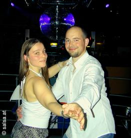 Salsa in der Disco Zwei Linden (anklicken zum Vergr��ern, mit ALT+F4 wieder schliessen)
