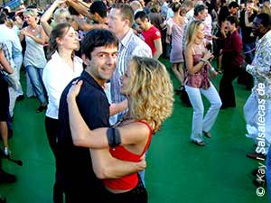 Salsaboot D�sseldorf