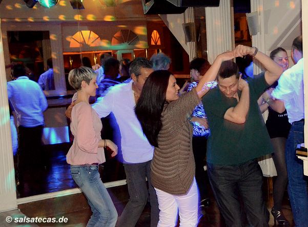 White Elephant, Gie�en