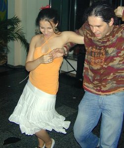 Salsa im Com-Center (anklicken zum Vergr&ouml;�ern)