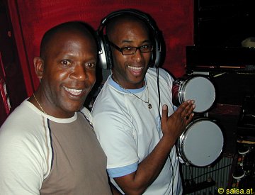 Bremen: Salsa in der Beluga-Bar, Auf den H&ouml;fen