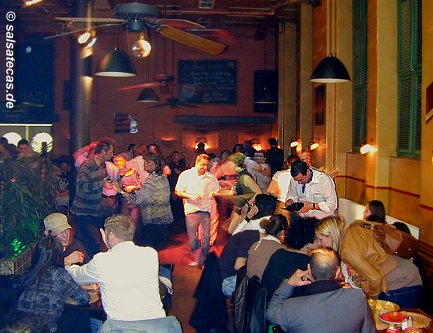 Salsa in Esslingen: Joe Pe&ntilde;as